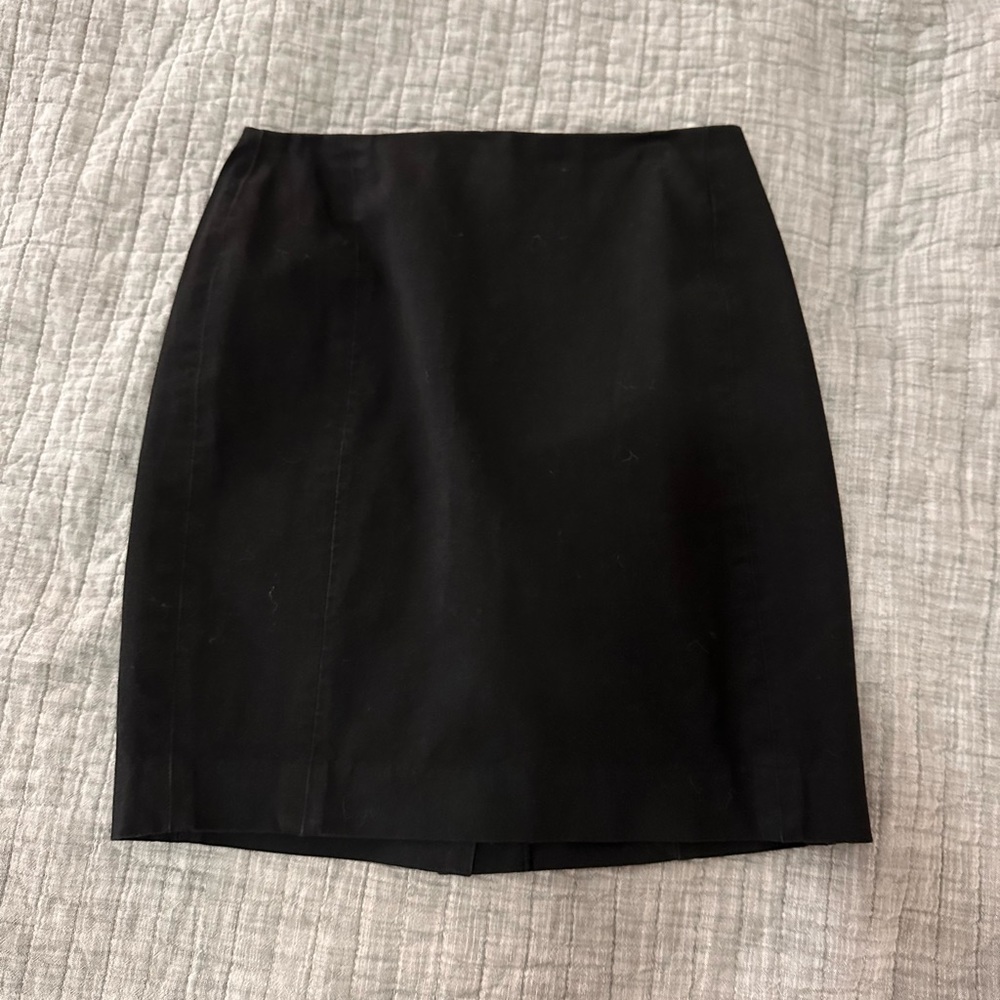 black pencil skirt 00P